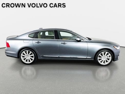 Used 2017 Volvo S90 T6 Inscription w/ Vision Package AWD/4WD image 4