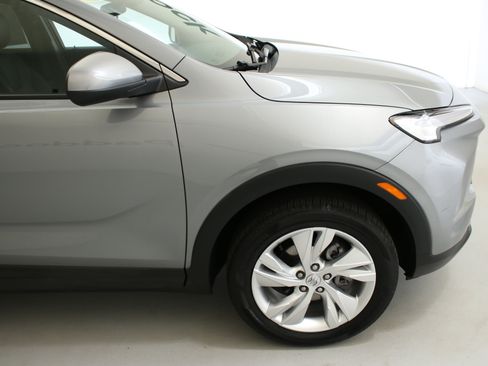 Used 2024 Buick Encore GX Preferred AWD/4WD image 11