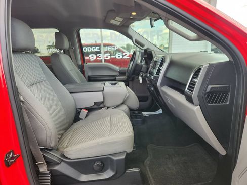 Used 2015 Ford F150 XLT AWD/4WD image 11