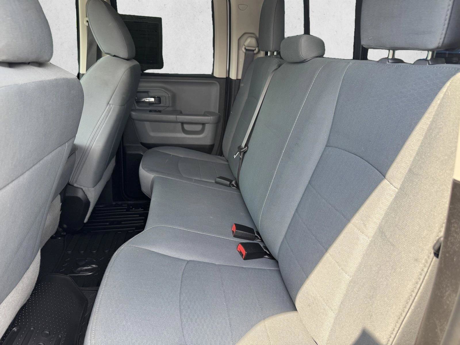 Used 2019 RAM 1500 Classic SLT AWD/4WD image 17