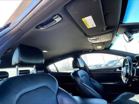 Used 2021 Kia Stinger GT-Line image 14