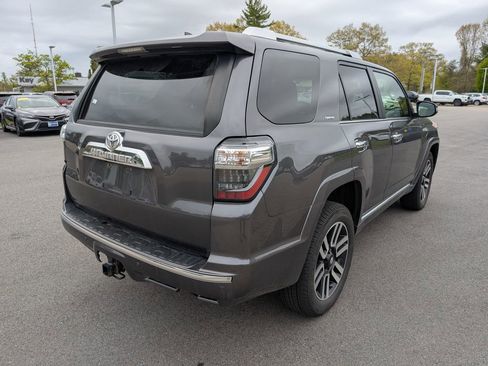 Used 2023 Toyota 4Runner Limited AWD/4WD image 6