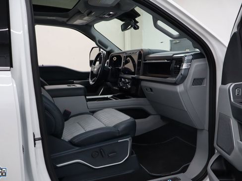 Certified 2023 Ford F450 Limited AWD/4WD image 30