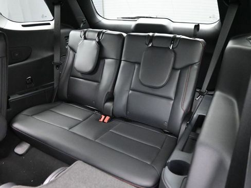 New 2026 Ford Explorer ST-Line w/ ST-Line Street Pack image 20