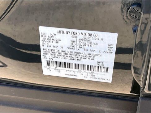 Used 2024 Ford Explorer XLT w/ Equipment Group 202A AWD/4WD image 34