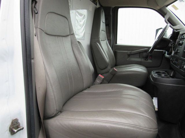 Used 2021 GMC Savana 3500 Extended w/ Power Convenience Package RWD image 14