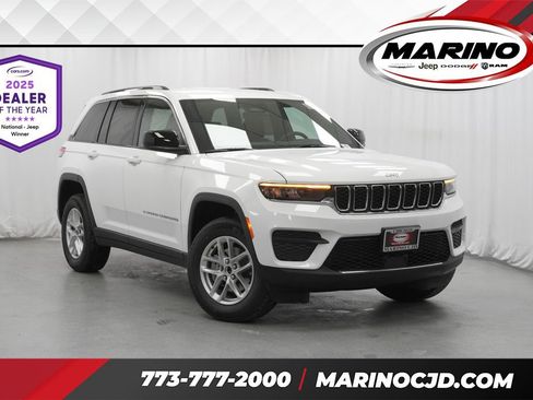 New 2026 Jeep Grand Cherokee Laredo AWD/4WD image 1