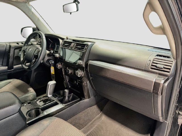 Used 2019 Toyota 4Runner TRD Off-Road AWD/4WD image 25
