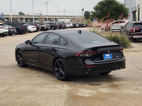 Used 2025 Honda Accord Sport image 7