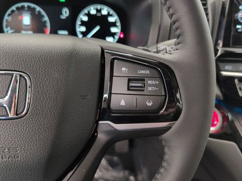 New 2026 Honda Odyssey Touring image 13