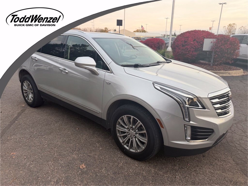 Used 2018 Cadillac XT5 Luxury w/ Driver Awareness Package FWD image 1