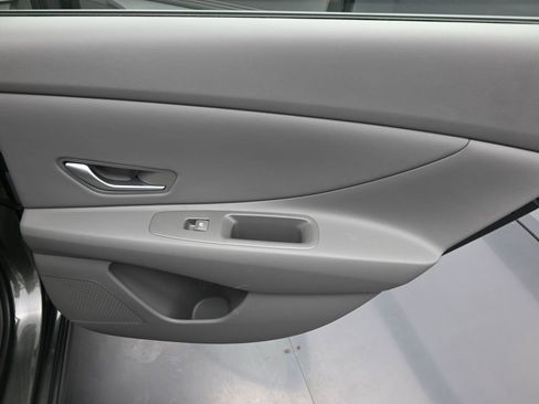 Certified 2026 Hyundai Elantra Sport w/ Cargo Package image 11