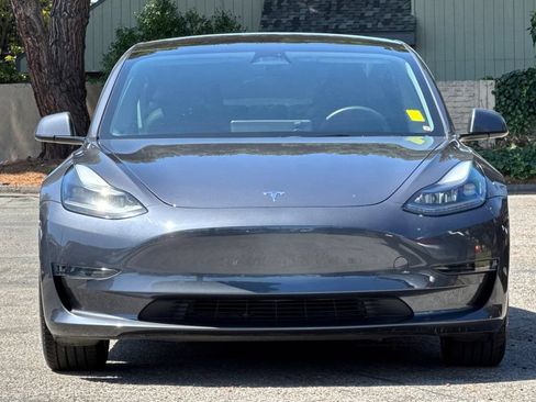Used 2023 Tesla Model 3 Standard Range RWD image 8