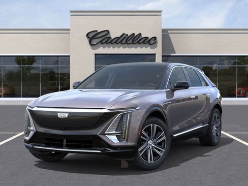 New 2026 Cadillac Lyriq Luxury RWD image 6