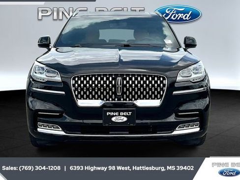 Used 2023 Lincoln Aviator Black Label w/ Dynamic Handling Package image 3