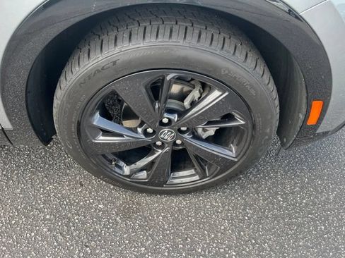 Used 2025 Buick Envision Sport Touring AWD/4WD image 12