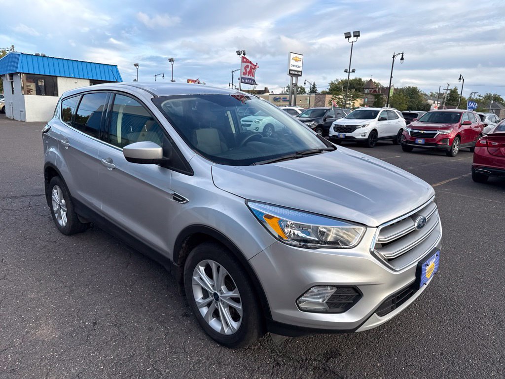 Used 2017 Ford Escape SE AWD/4WD image 5