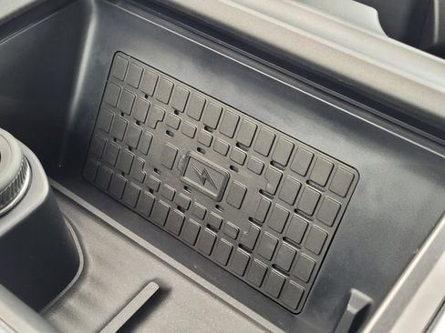 Used 2025 Ford Expedition Max Platinum AWD/4WD image 29