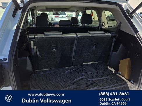 Used 2023 Volkswagen Atlas SEL AWD/4WD image 24