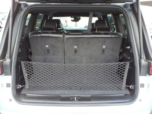 Used 2022 Jeep Wagoneer Series III w/ Flexible Seating Group AWD/4WD image 17