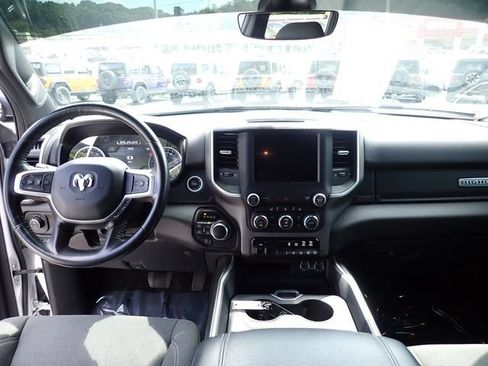 Used 2023 RAM 1500 Big Horn AWD/4WD image 17