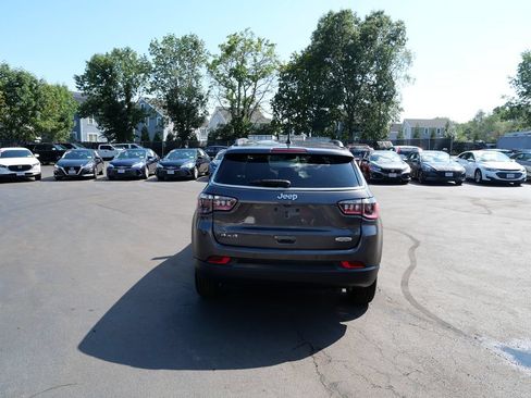 Used 2021 Jeep Compass Latitude w/ Driver Assistance Group AWD/4WD image 4