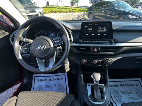 Used 2021 Kia Forte LXS FWD image 12
