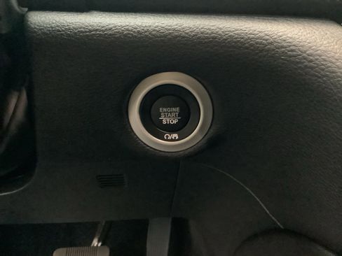 New 2026 Chrysler Pacifica Limited w/ S Appearance Package image 18