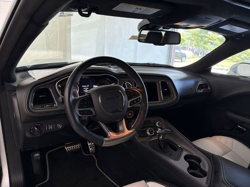 Used 2023 Dodge Challenger SRT Hellcat RWD image 16