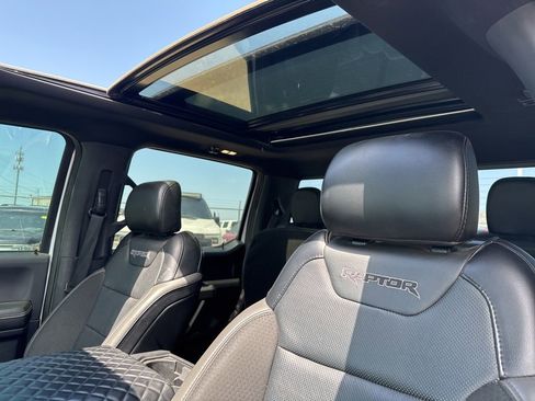 Used 2019 Ford F150 Raptor w/ Equipment Group 802A Luxury AWD/4WD image 10