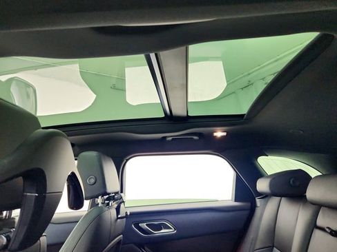 New 2026 Land Rover Range Rover Velar Dynamic SE image 22