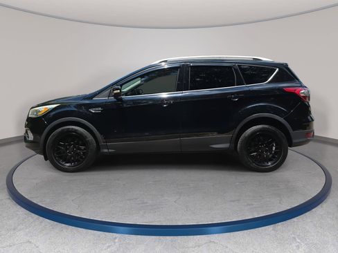 Used 2017 Ford Escape Titanium FWD image 8