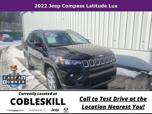 Used 2022 Jeep Compass Latitude AWD/4WD image 1