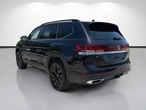New 2026 Volkswagen Atlas SE FWD image 5