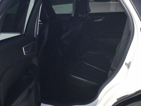 Certified 2021 Ford Edge SEL w/ Convenience Package image 13