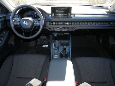 Certified 2025 Honda Accord SE image 10