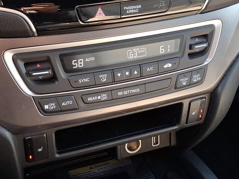 Used 2023 Honda Passport EX-L image 16