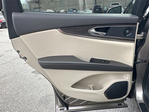 Used 2020 Lincoln Nautilus Reserve w/ Equipment Group 201A image 22