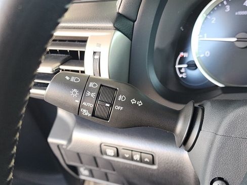 Used 2014 Lexus IS 250 AWD w/ Luxury Package w/Gray Wood image 31