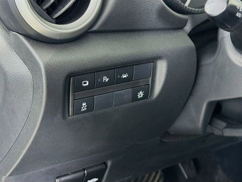 Used 2025 Nissan Versa S FWD image 12