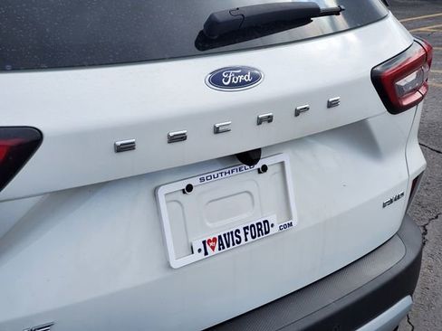 Used 2023 Ford Escape Active w/ Tech Pack #2 image 32