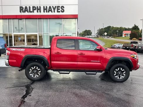 Used 2023 Toyota Tacoma TRD Off-Road AWD/4WD image 2