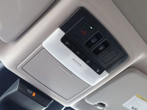 New 2026 Nissan Rogue SV image 18