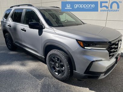 New 2025 Honda Pilot TrailSport