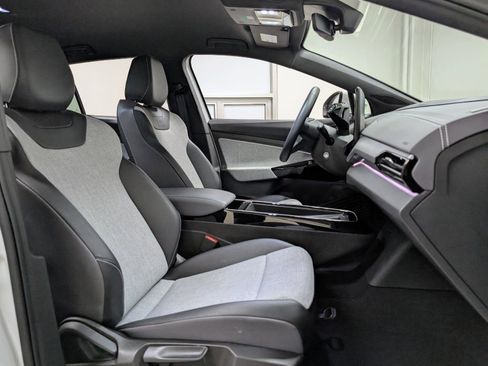 Used 2023 Volkswagen ID.4 2WD image 23