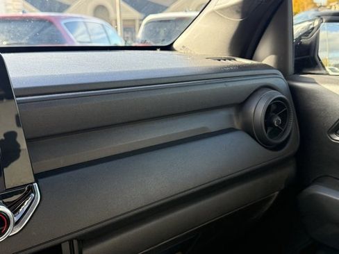 Used 2024 Chevrolet Colorado Trail Boss w/ Technology Package image 22