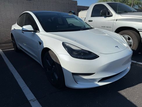 Used 2023 Tesla Model 3 Standard Range RWD image 5