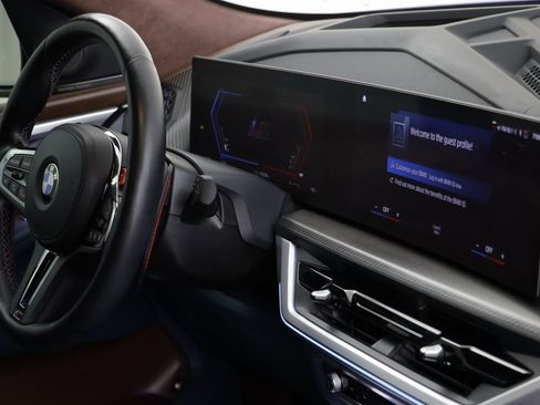 Used 2023 BMW XM image 23