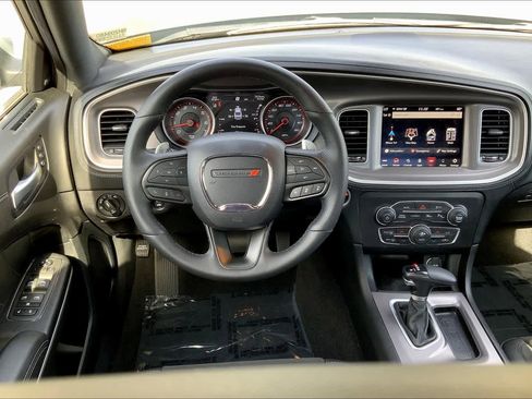 Used 2022 Dodge Charger Scat Pack w/ Plus Group RWD image 6