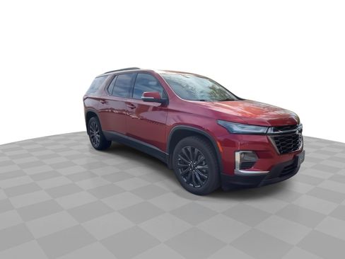 Certified 2023 Chevrolet Traverse RS image 2
